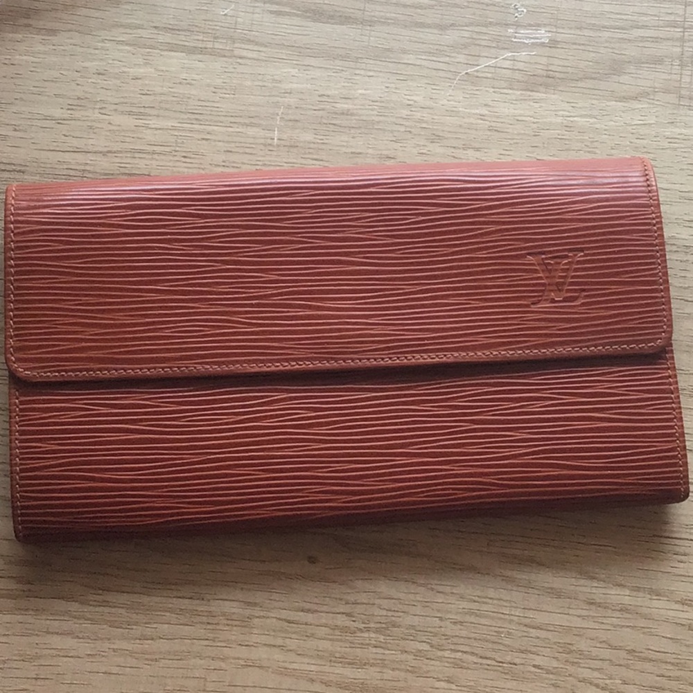 Louis Vuitton Epi Leather Sarah Wallet in Cognac.